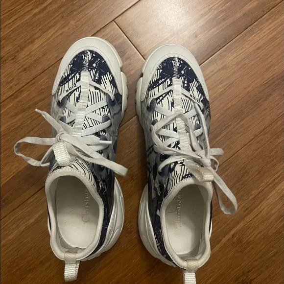 Authentic dior sneaker US 38 - Picture 2 of 10